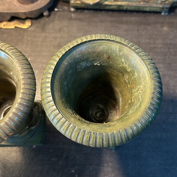 Pair of vintage brass vases - Picture 15 of 15